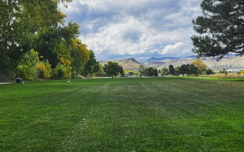 Applewood Golf Course